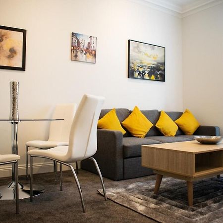 Beautifully Renovated Apartment -Central EDI Exterior photo