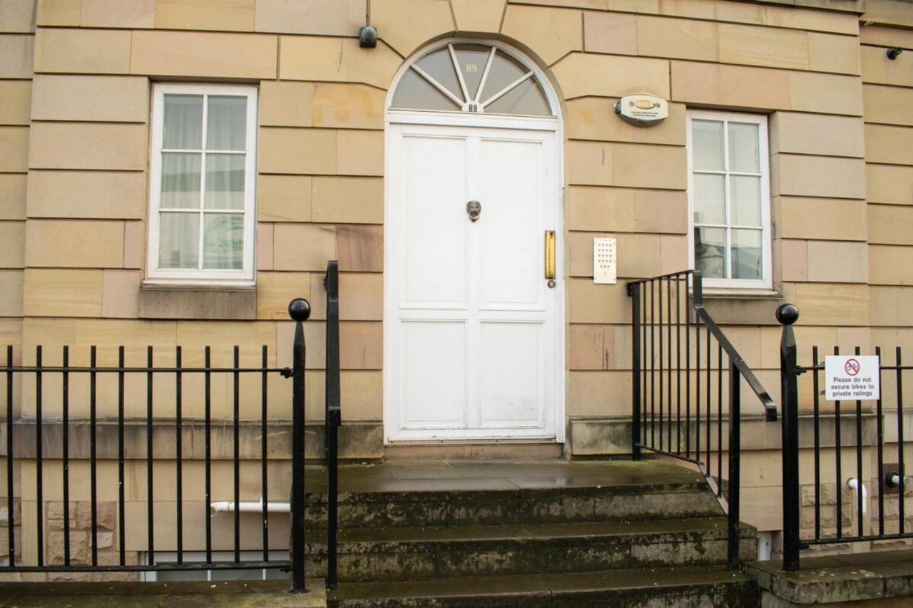 Beautifully Renovated Apartment -Central EDI Exterior photo