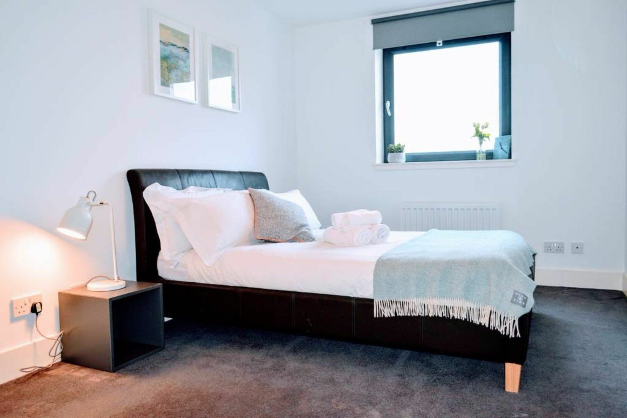 Beautifully Renovated Apartment -Central EDI Exterior photo