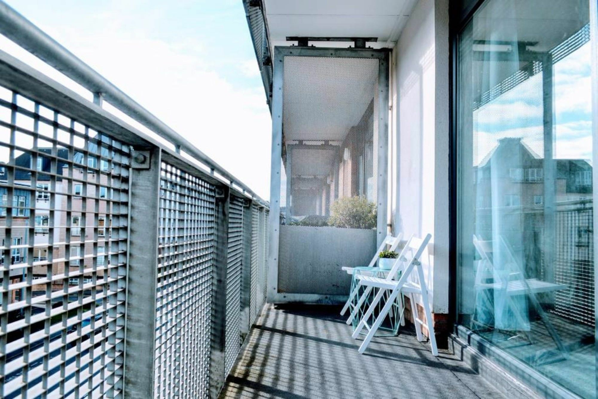Beautifully Renovated Apartment -Central EDI Exterior photo